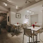 Hotel Zaragoza Plaza *