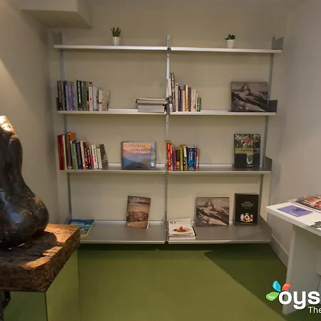 Zaragoza Plaza Szálloda