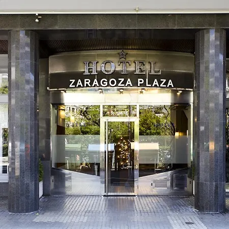 Hotel Zaragoza Plaza *