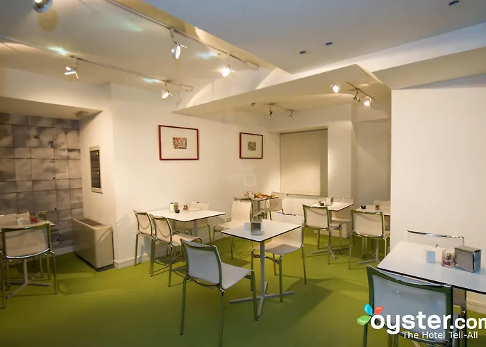 Zaragoza Plaza * San Sebastian