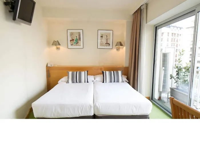 Zaragoza Plaza Hotel San Sebastian