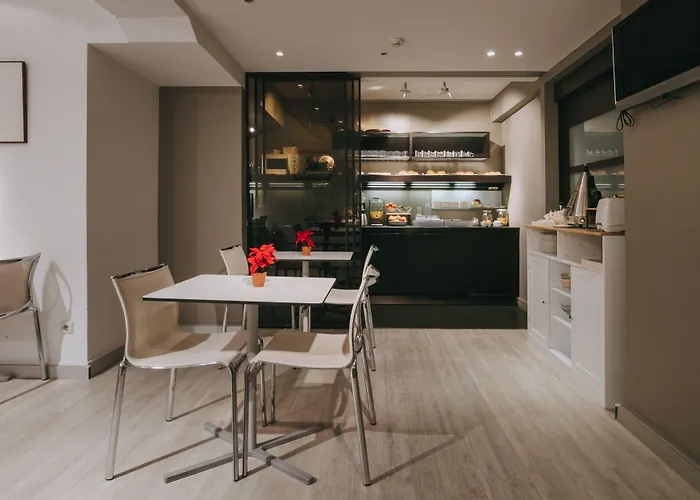 Hotel Zaragoza Plaza