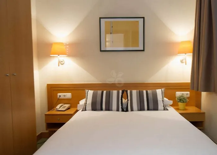 Zaragoza Plaza Hotel San Sebastian