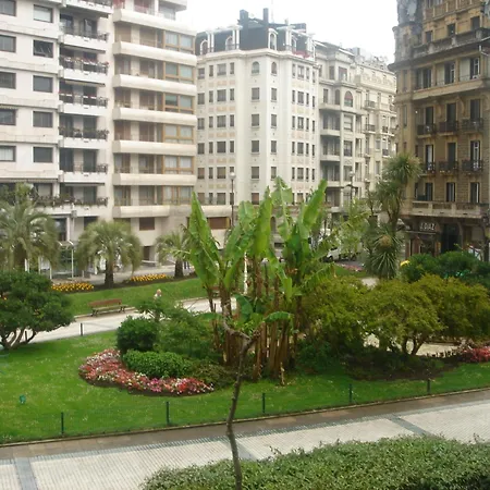 Zaragoza Plaza