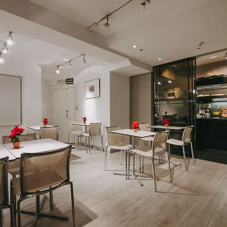 Hotell Zaragoza Plaza San Sebastián