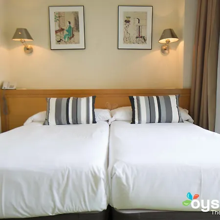 Zaragoza Plaza Hotell *